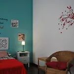 Spaccanapoli Bros. Bed and breakfast