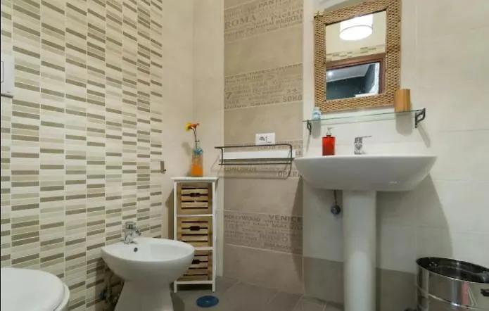 Oda ve Kahvaltı Spaccanapoli Bros. *