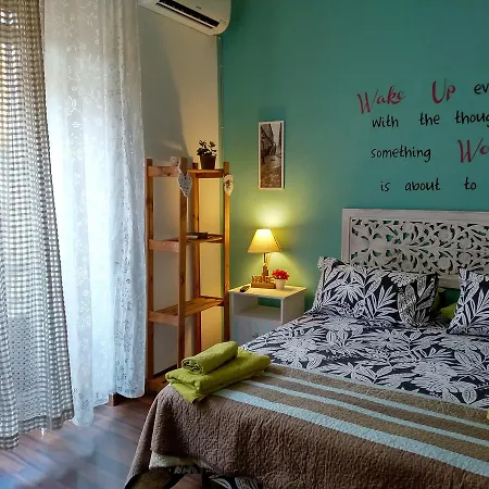 Spaccanapoli Bros. Bed & Breakfast *